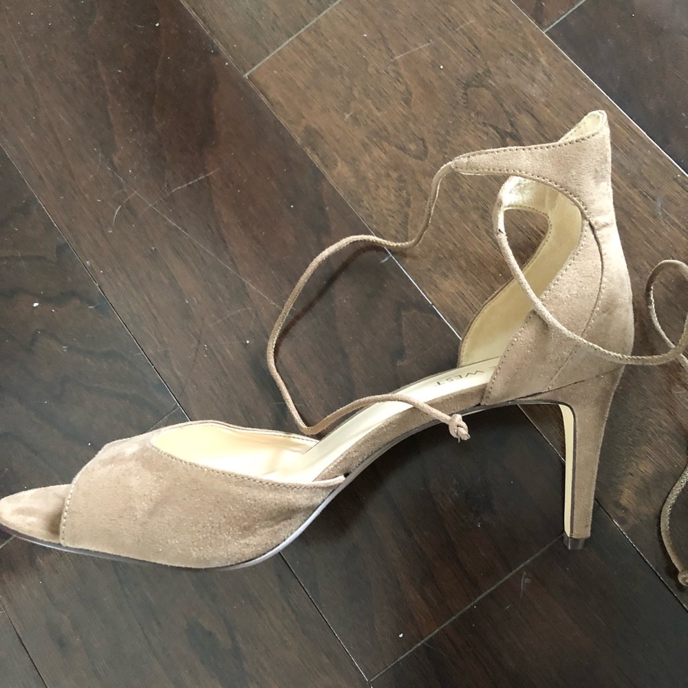 Women’s 9.5 Nine West Heels